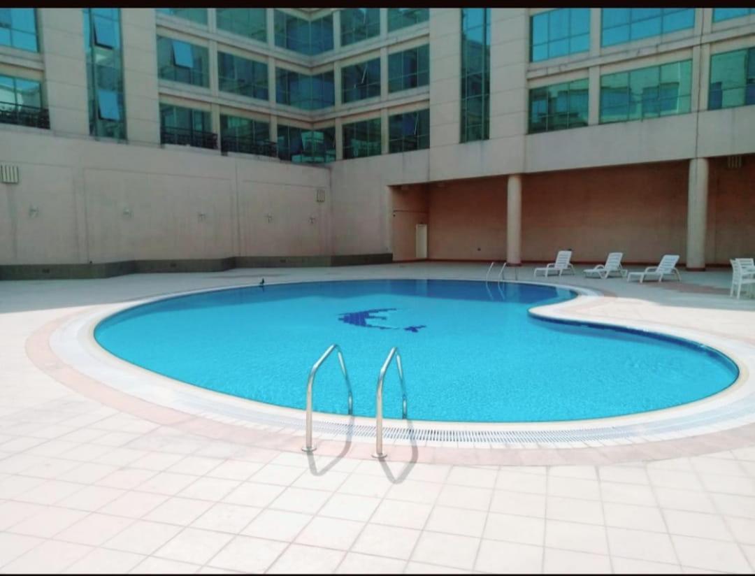Havana Holiday Homes In Al Garhoud Dubái Exterior foto